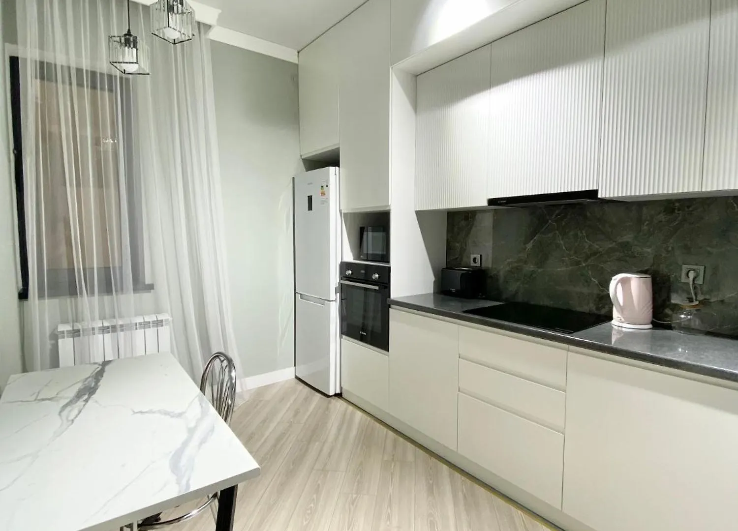 Апартаменты Бизнес-Класса В Жк Assem Plaza Almaty Appartamento